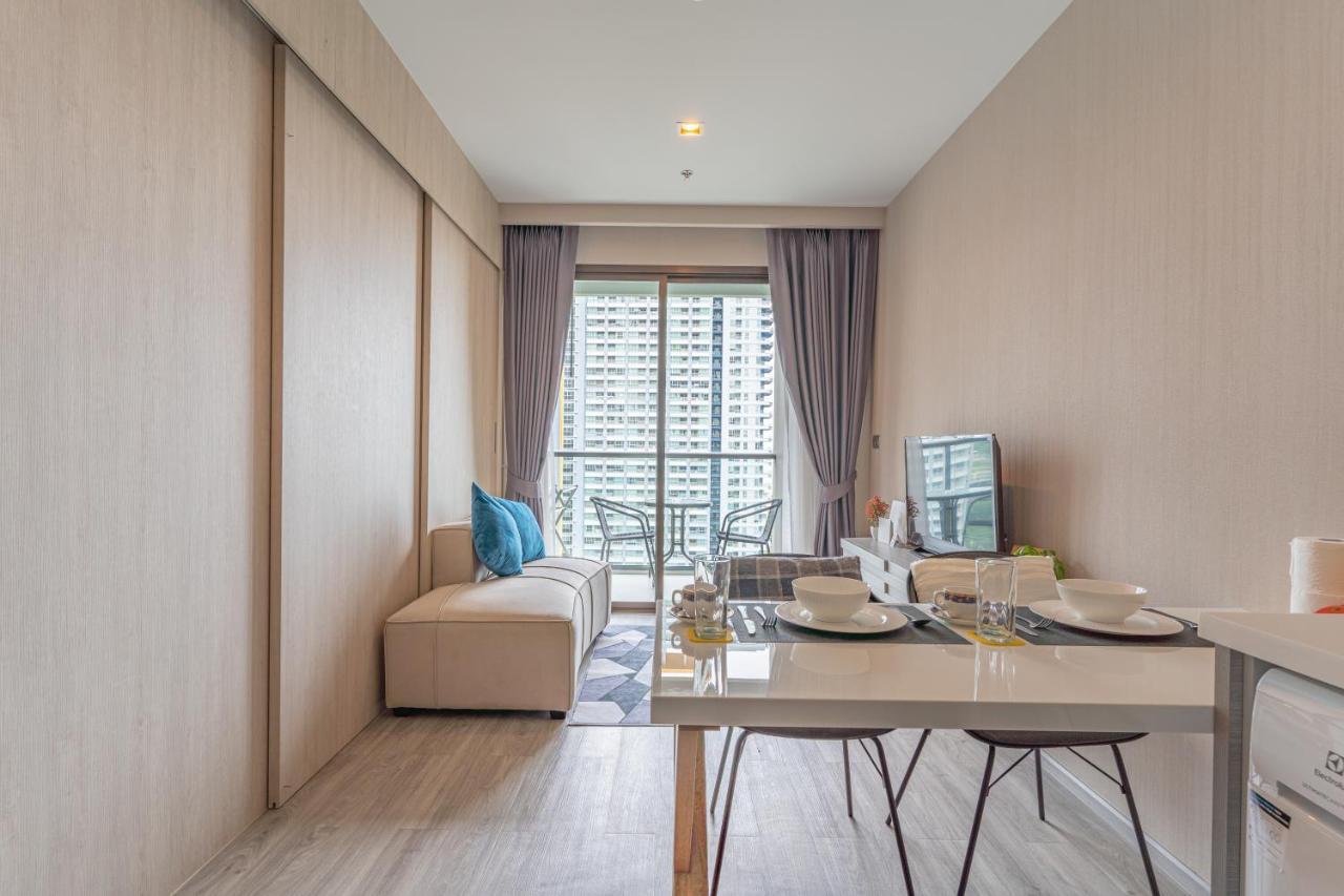 Aeras Beachfront * Jomtien Beach